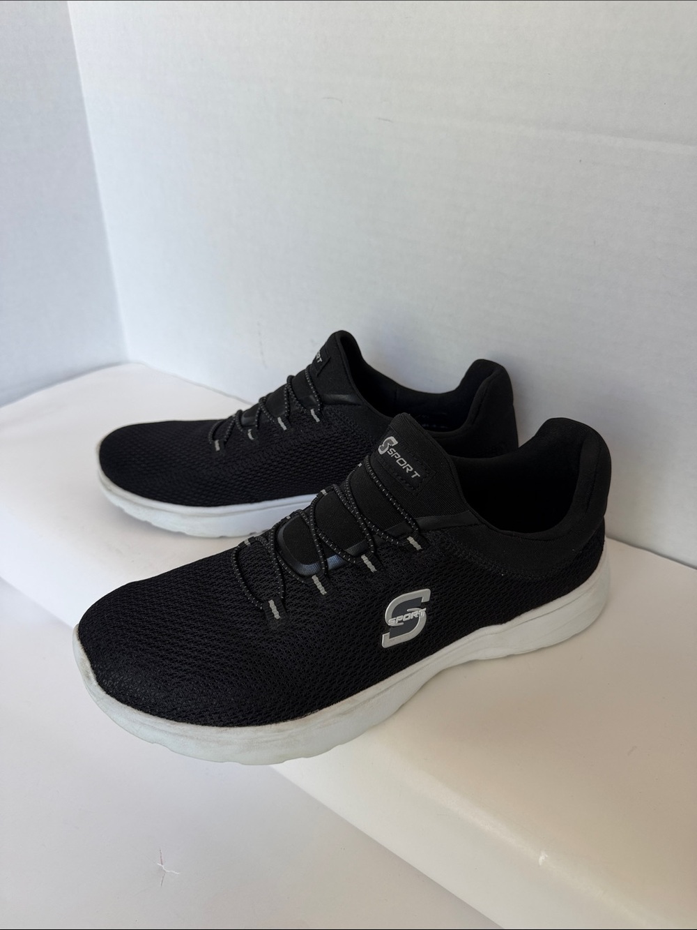Women's Black Mesh Sneakers